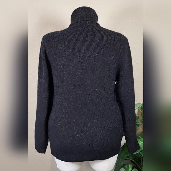 CATO Black and Silver Metallic Stretch Turtleneck Sweater - Plus Size 18/20W - Picture 3 of 9